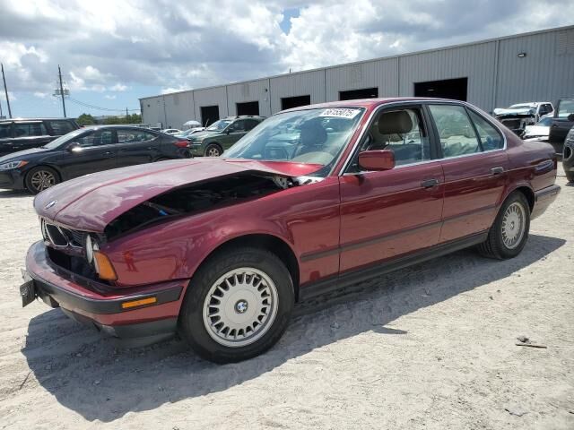 BMW 525i
