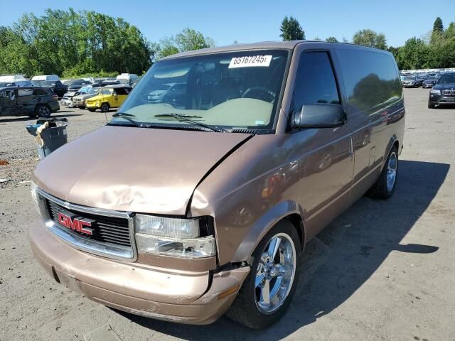 GMC Safari