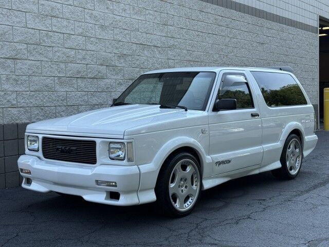 GMC Typhoon