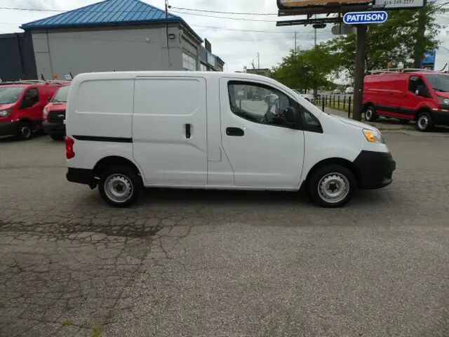 Nissan NV200