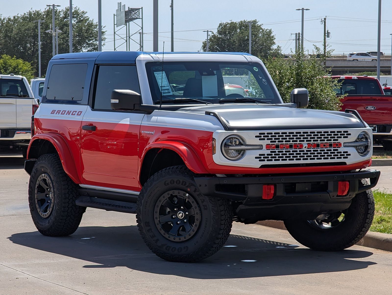 2025 FORD Bronco