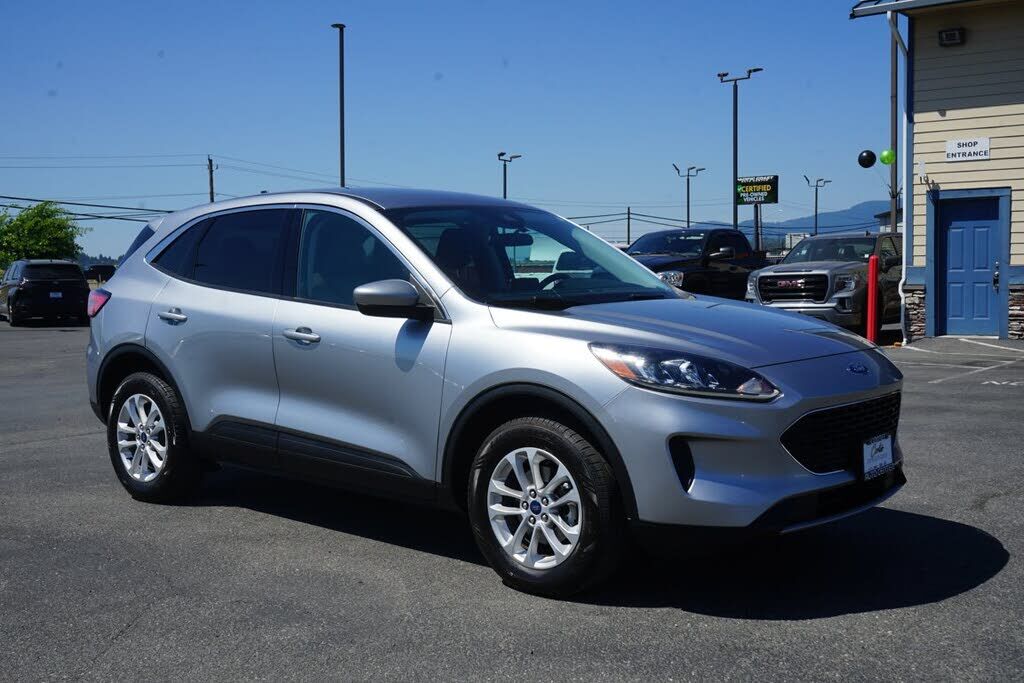 2021 FORD Escape