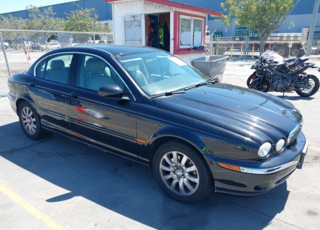 Jaguar X-Type