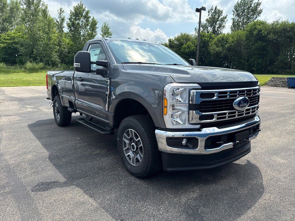 2025 FORD F-250