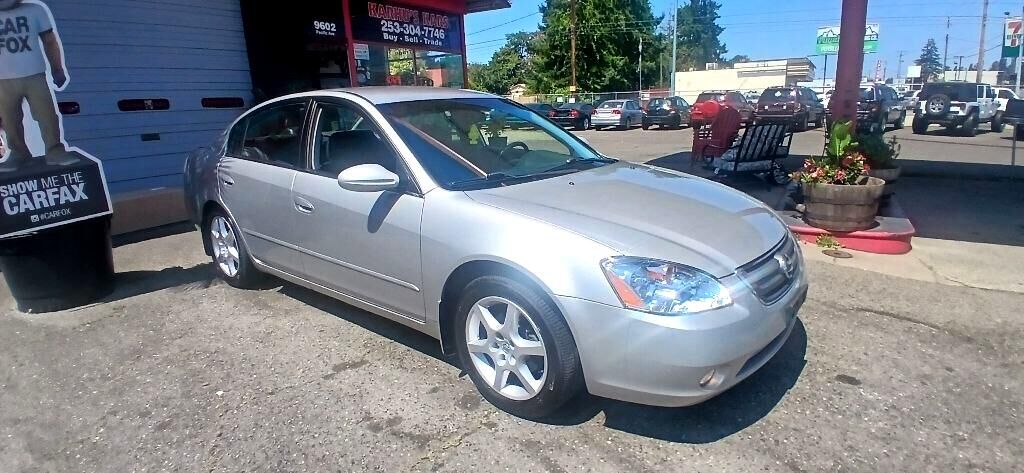 Nissan Altima