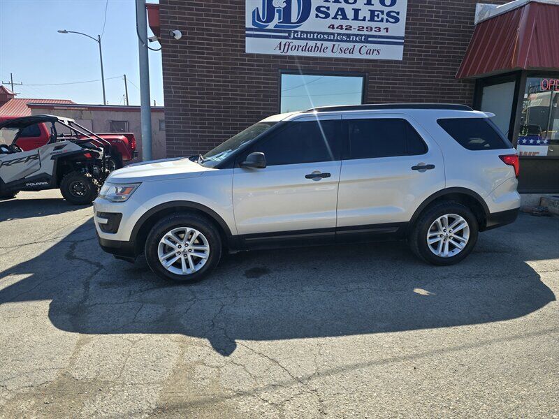 2017 FORD Explorer
