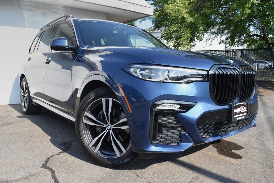 2021 BMW X7