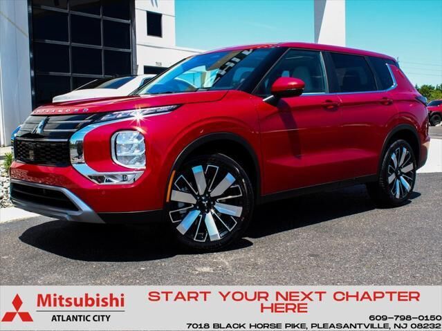 2025 MITSUBISHI Outlander
