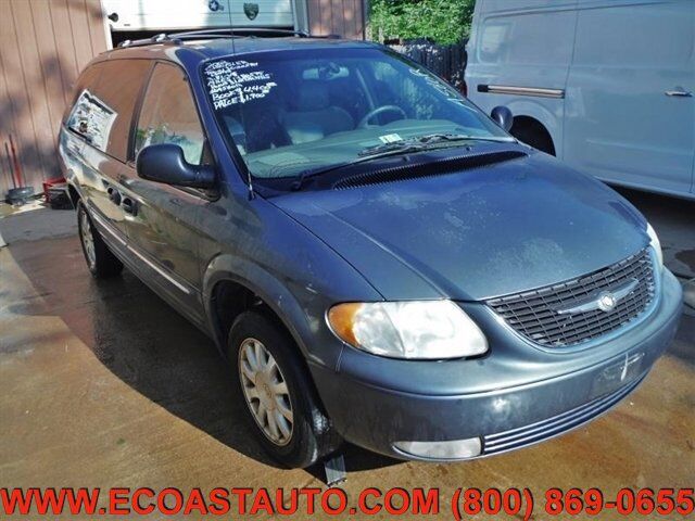 2002 CHRYSLER Town and Country