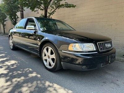 Audi S8