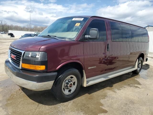 GMC Savana
