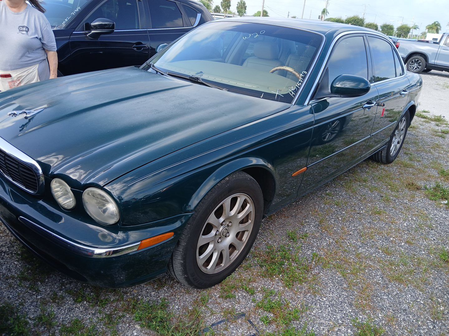 Jaguar XJ