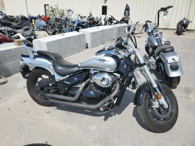 Suzuki VZ800/VZ800B/VZ800Z