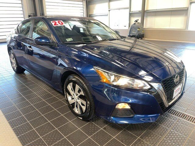 2020 NISSAN Altima
