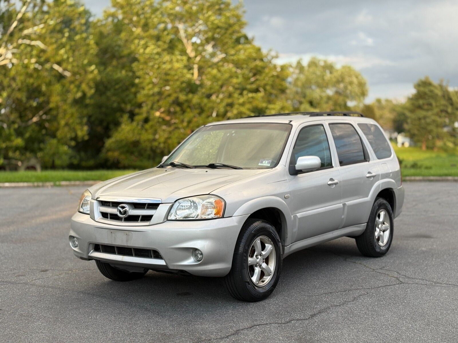 Mazda Tribute