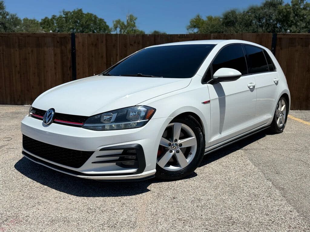 2018 VOLKSWAGEN Golf GTI
