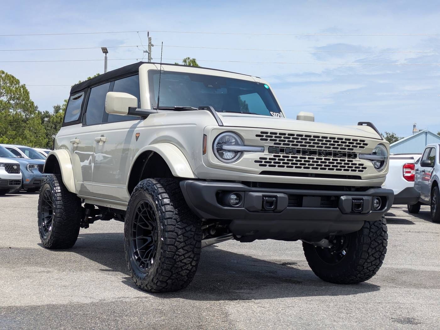 2025 FORD Bronco