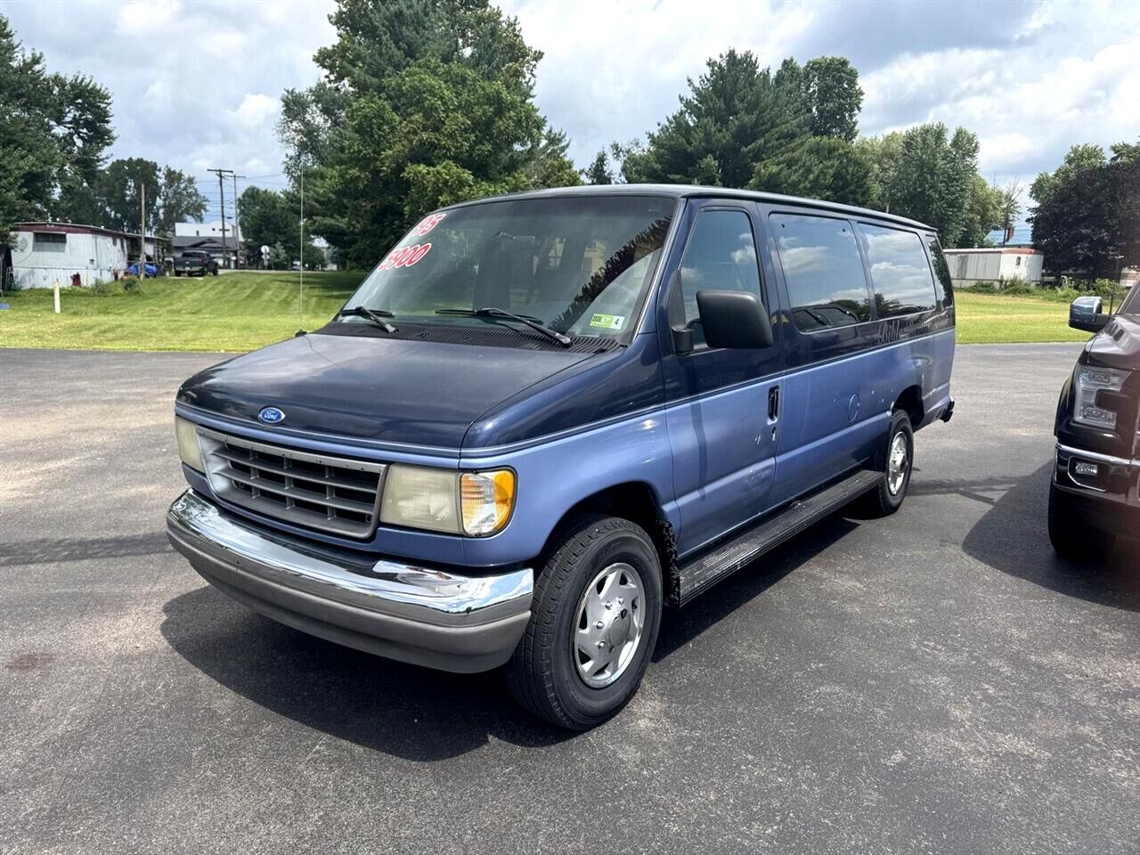 Ford E-350