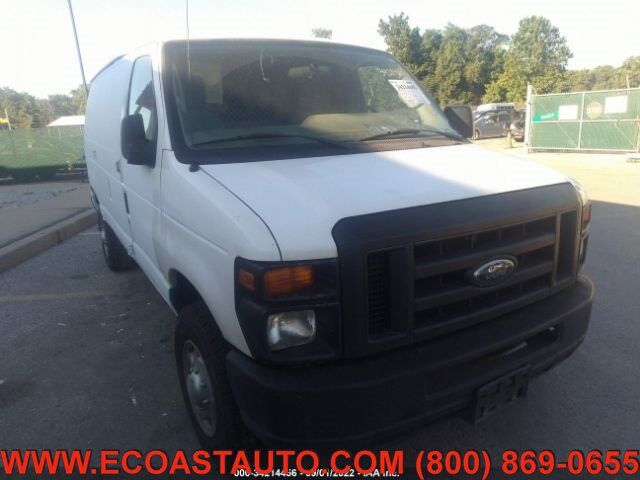 2011 FORD E-350