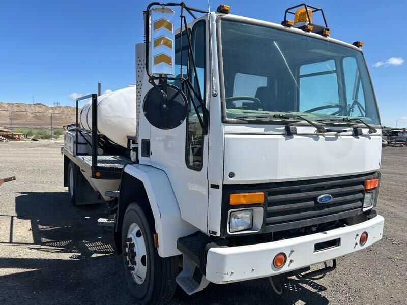 Ford CF8000