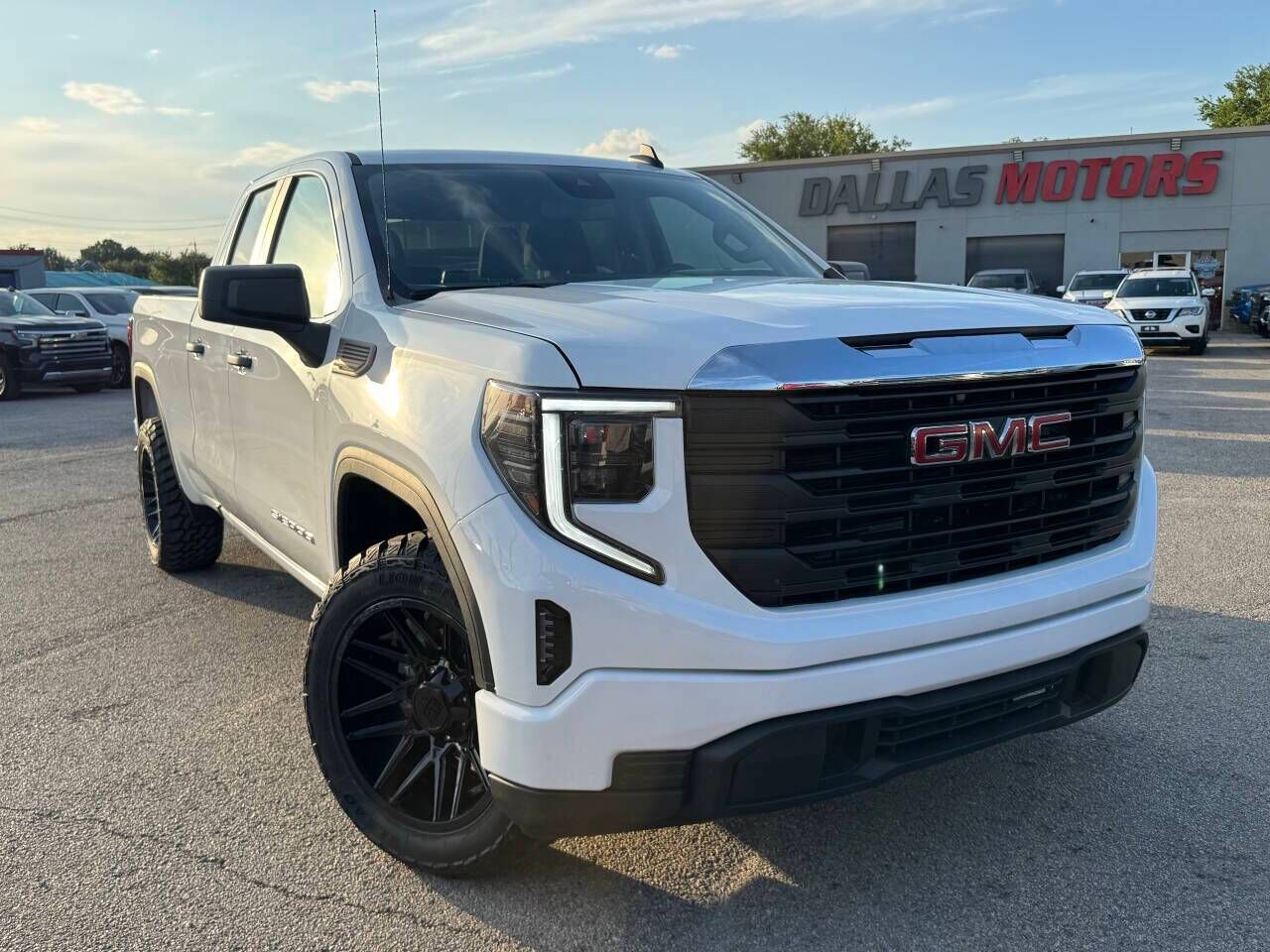 2024 GMC Sierra