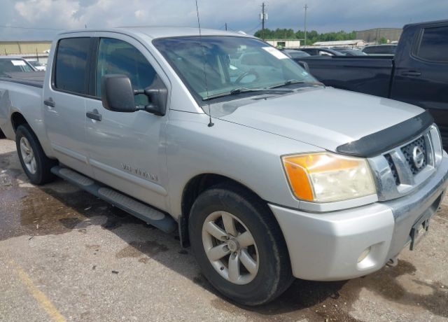 Nissan Titan