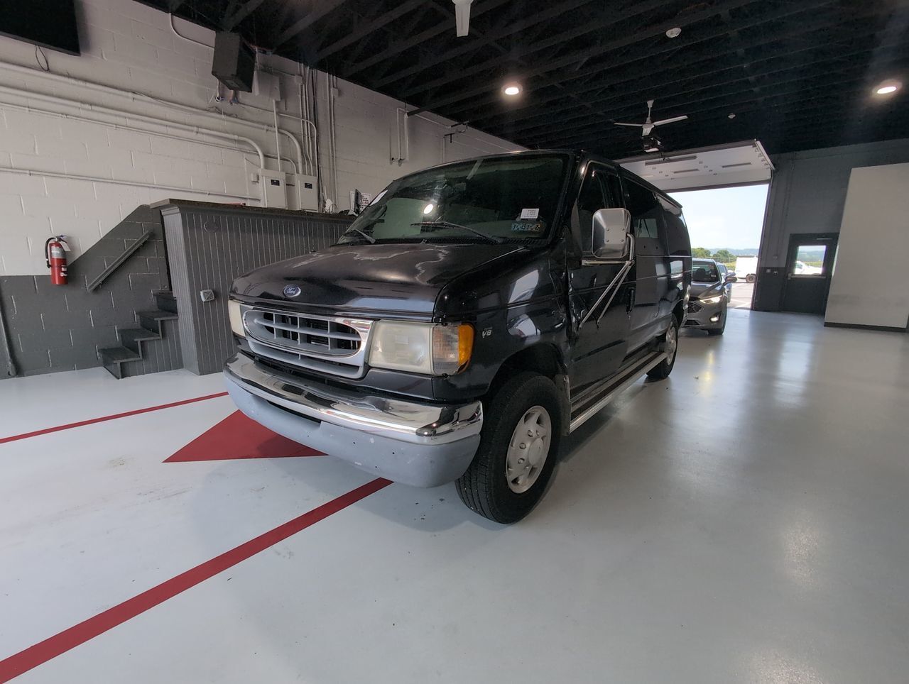 Ford E-350