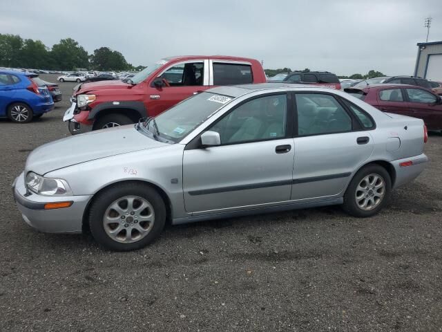 Volvo S40