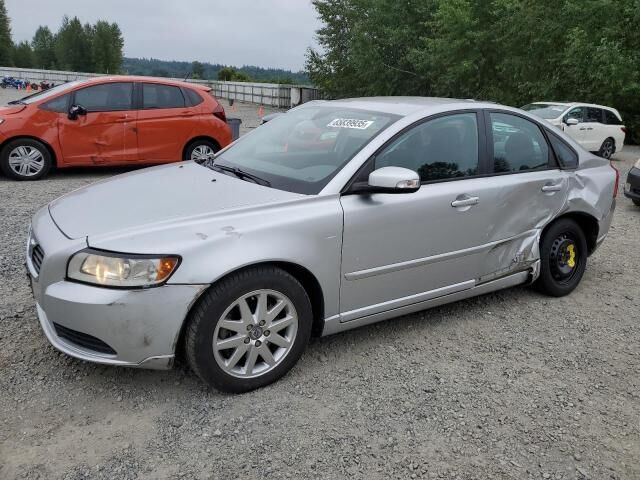 Volvo S40