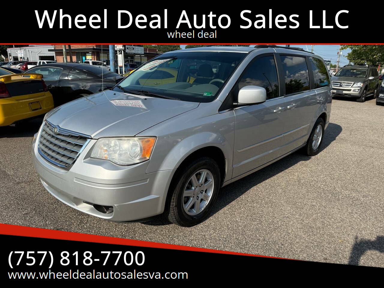 2010 CHRYSLER Town and Country