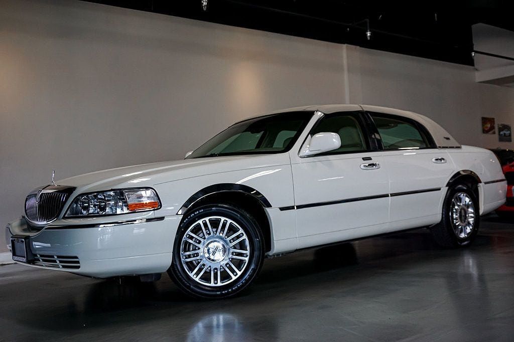 Lincoln Town Car