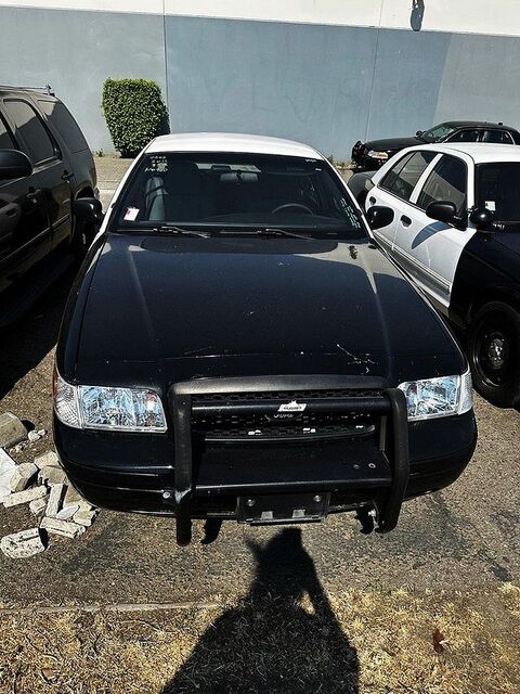 2011 FORD Crown Victoria