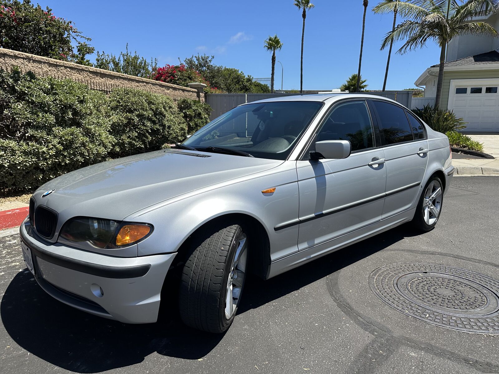 BMW 325i