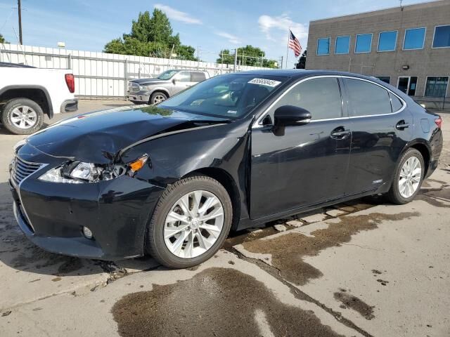 Lexus ES