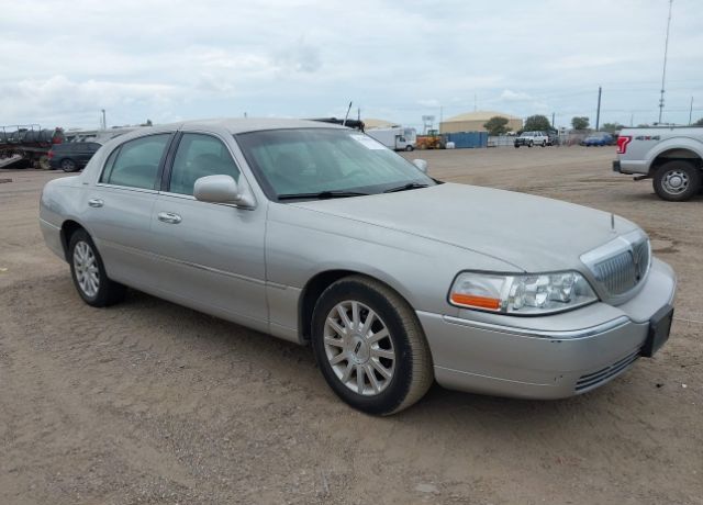 Lincoln Town Car
