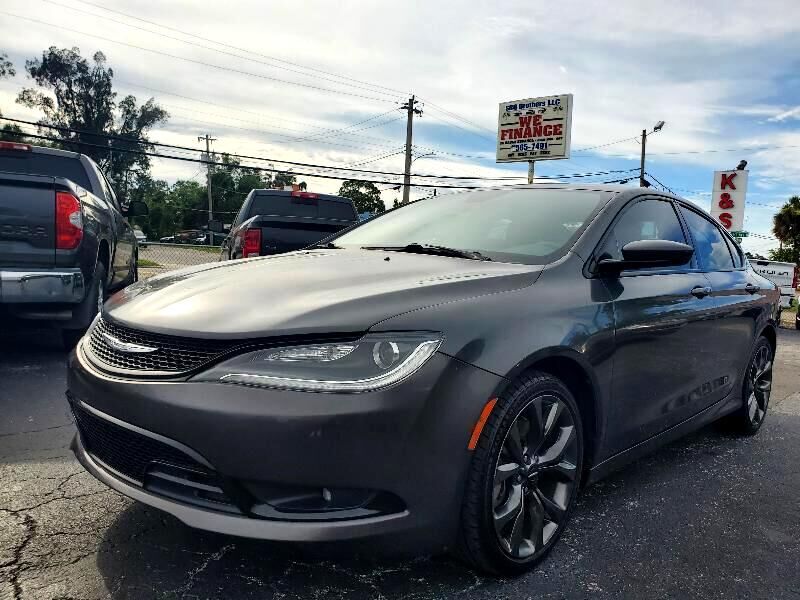 2015 CHRYSLER 200