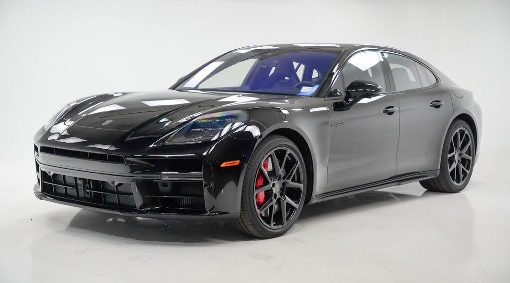2025 PORSCHE Panamera