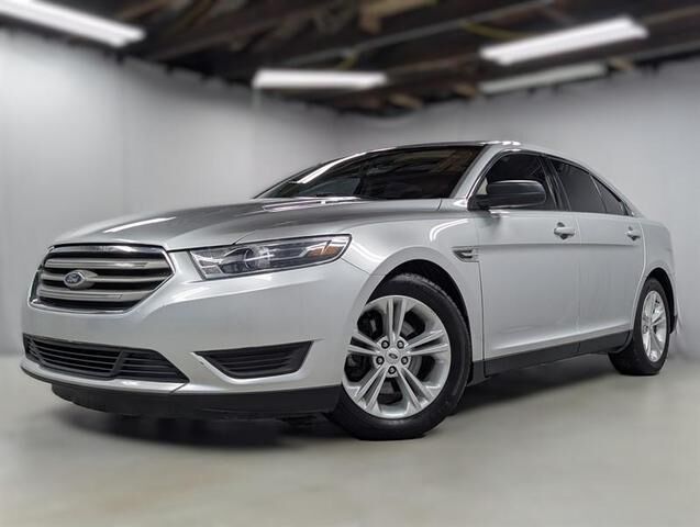 2016 FORD Taurus
