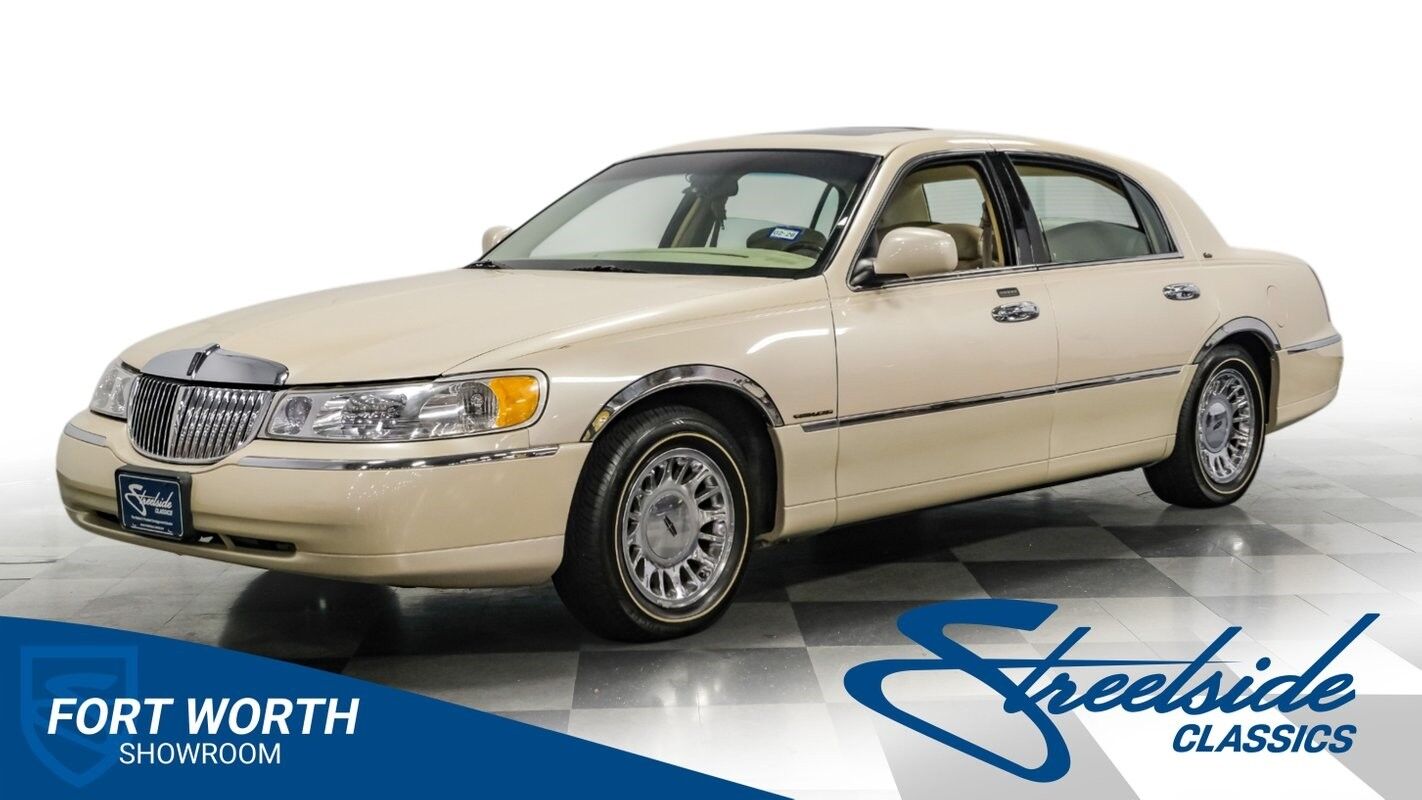 Lincoln Town Car