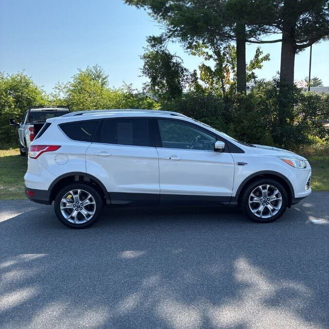 2014 FORD Escape