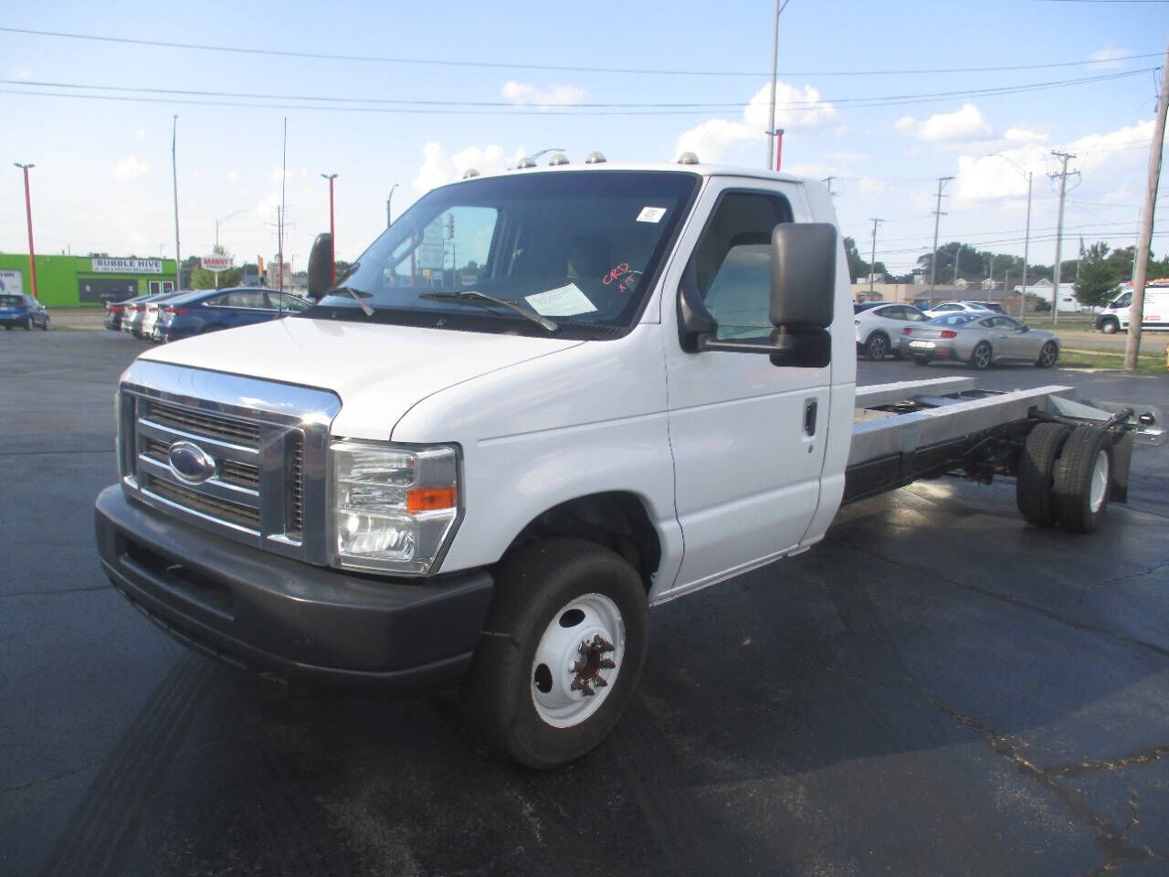 2011 FORD E-450
