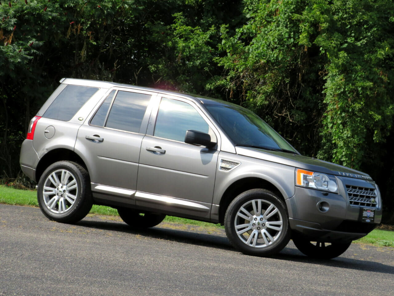 Land Rover LR2