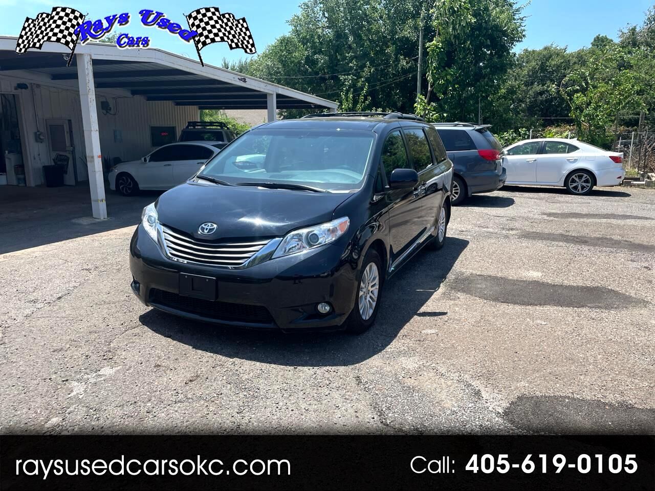 2017 TOYOTA Sienna