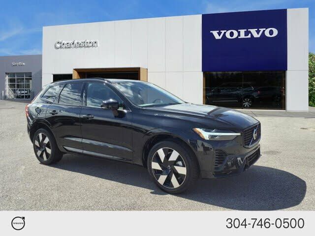 2025 VOLVO XC60