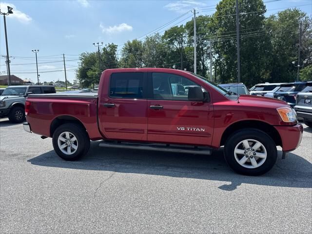 Nissan Titan