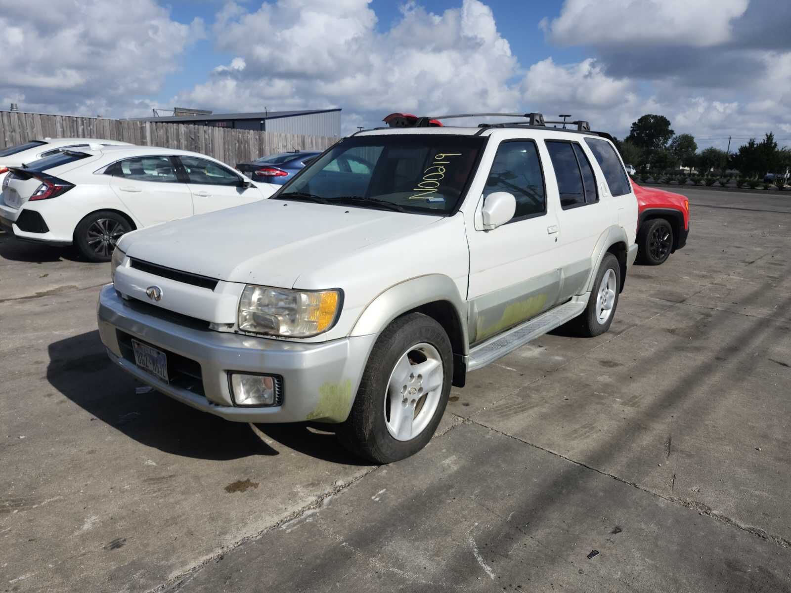 Infiniti QX4