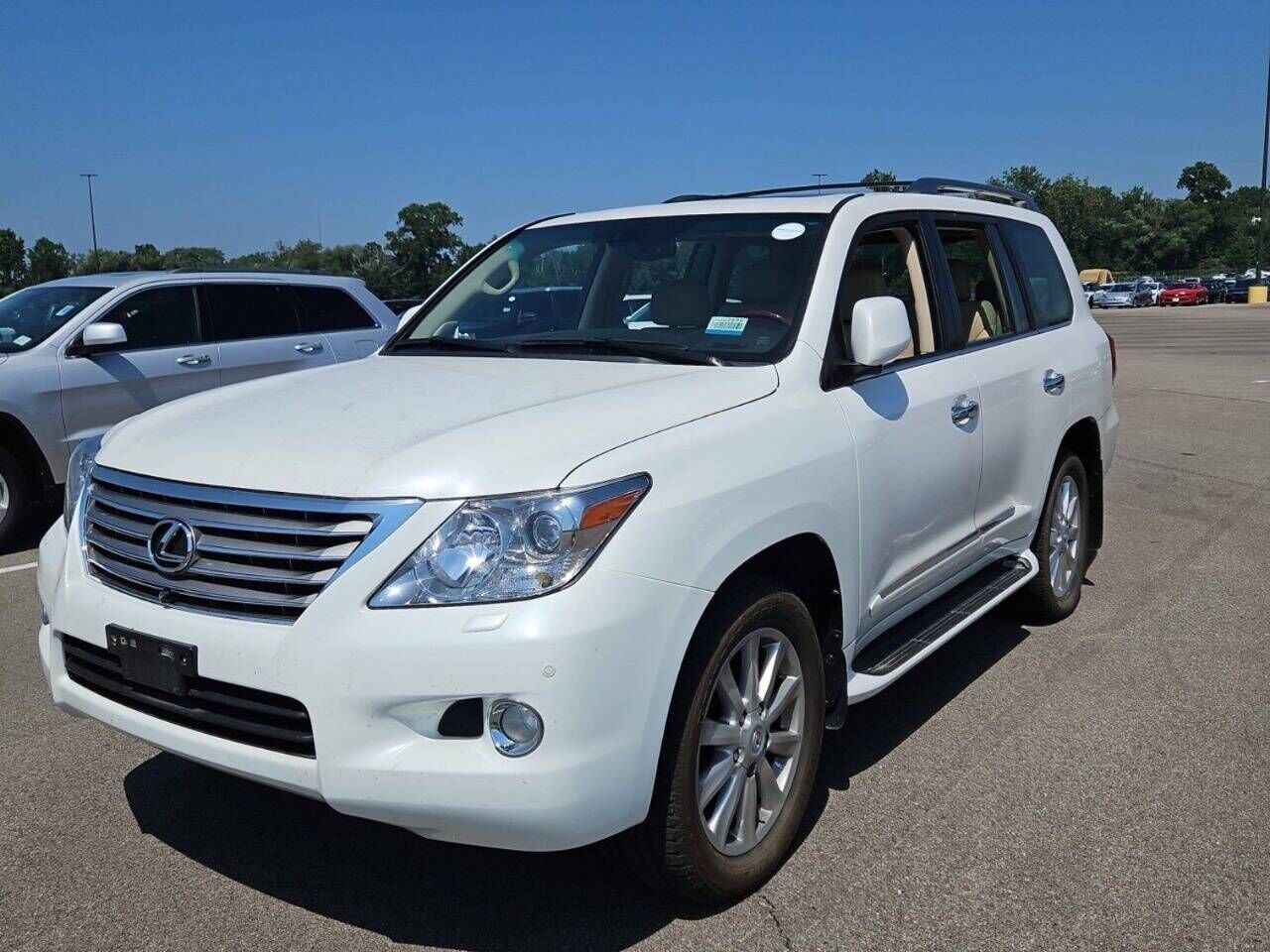 Lexus LX