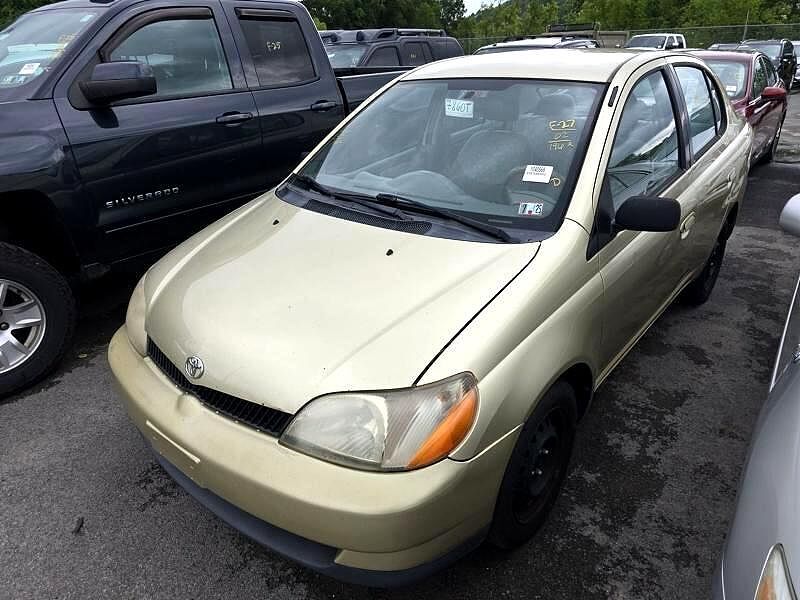Toyota Echo