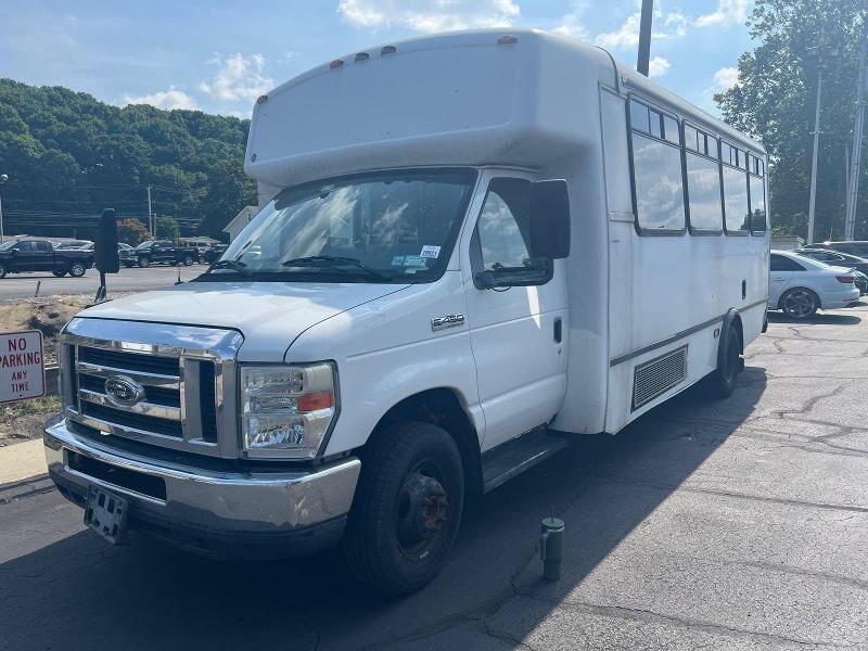 Ford E-450