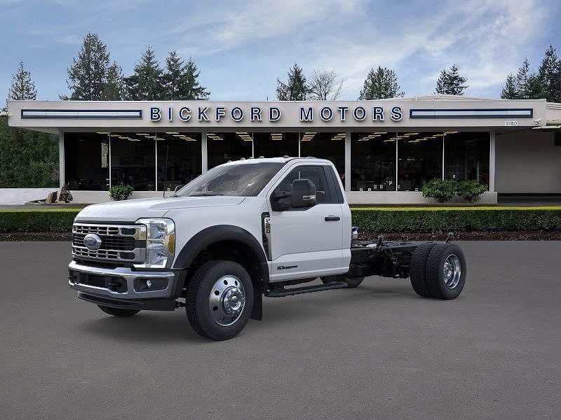 2025 FORD F-550